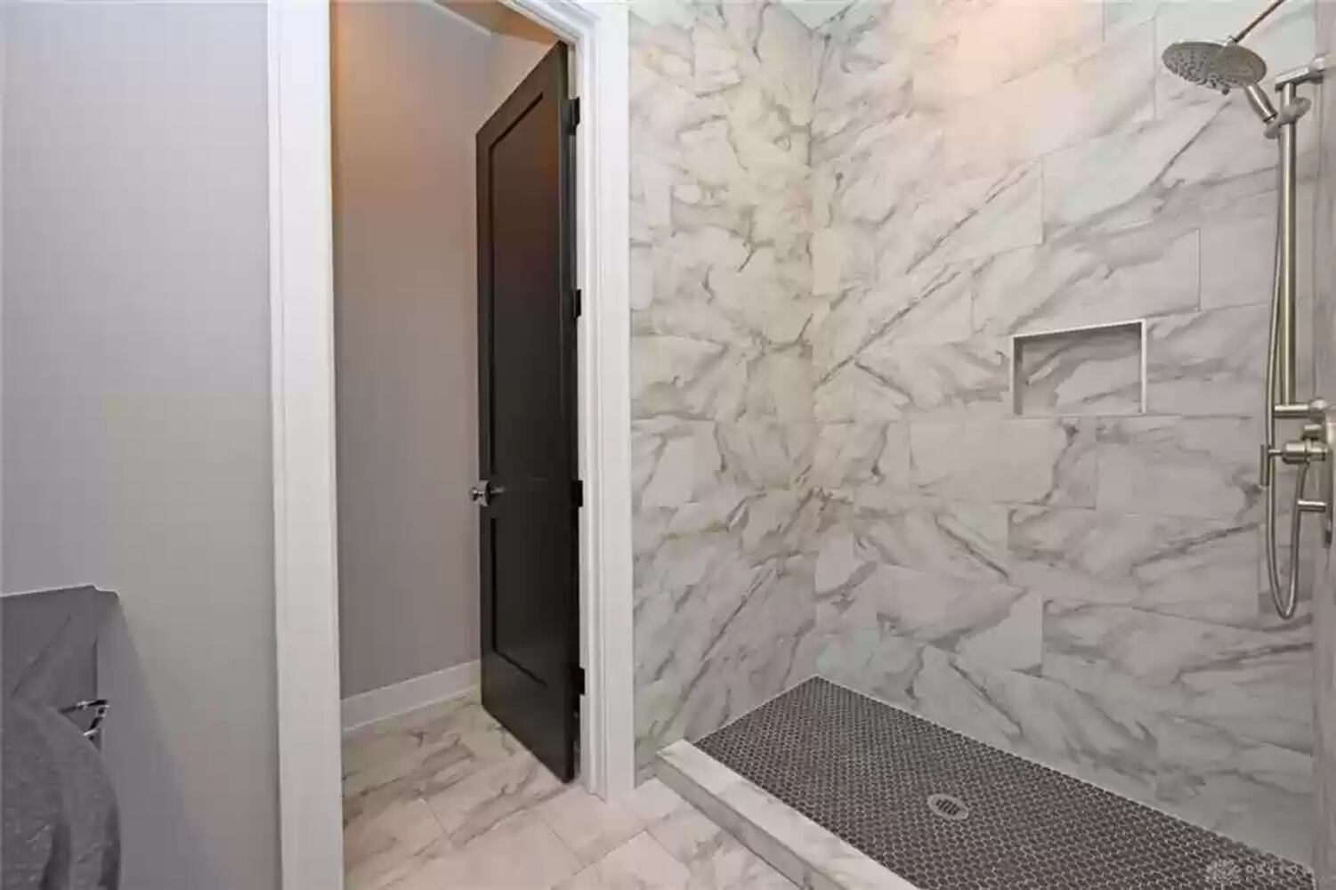 PHOTOS: Luxury home inspired by Oregon District dwelling listed in Warren County