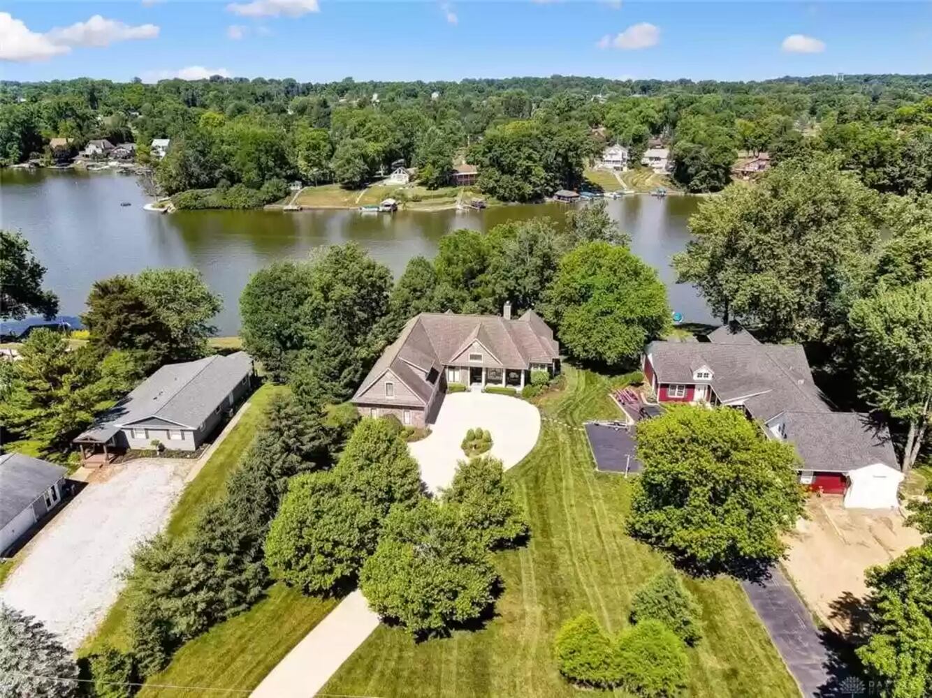PHOTOS: $1M luxury home has views of Lakengren lake