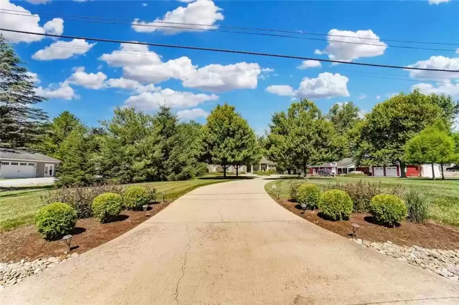 PHOTOS: $1M luxury home has views of Lakengren lake