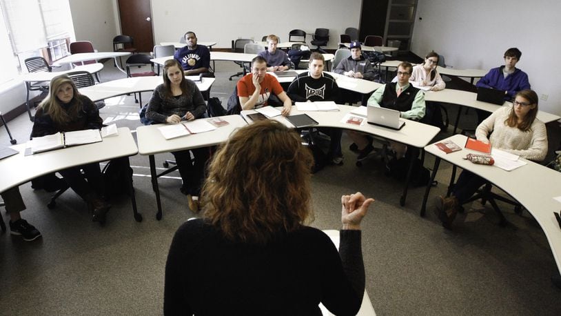 File photo of students learning how to apply for financial aid. CHRIS STEWART / STAFF
