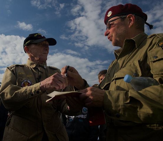 D-Day vets reflect on the invasion 75 years later