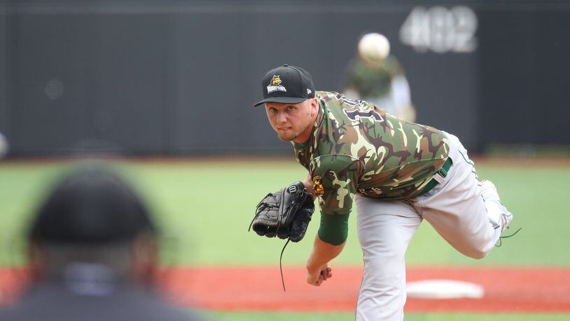 Wright State pitcher Robby Sexton delivers a pitch Saturday at the University of Louisville’s Jim Patterson Stadium.