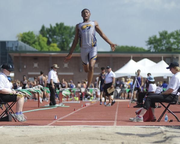 PHOTOS: State track and field, Day 1
