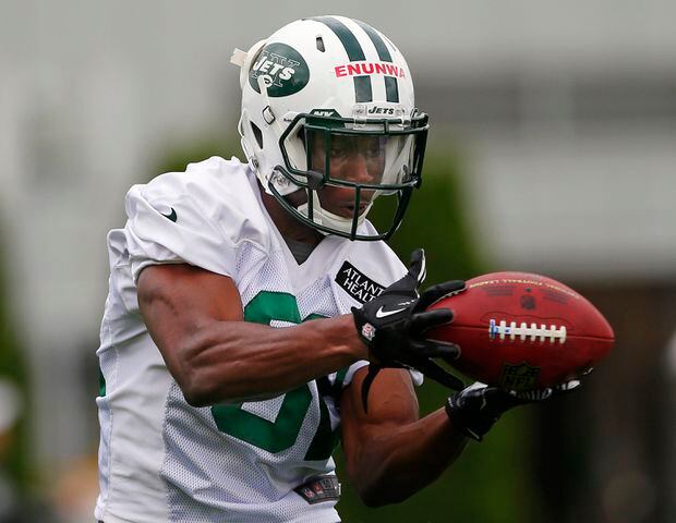 Jets WR Quincy Enunwa charged with domestic violence and simple assault.